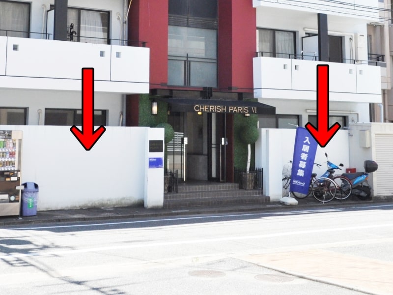 福岡市早良区藤崎と百道の近くにあるOtisの英会話教室・室見教室の駐輪場が写っている、２０２１年に撮った写真